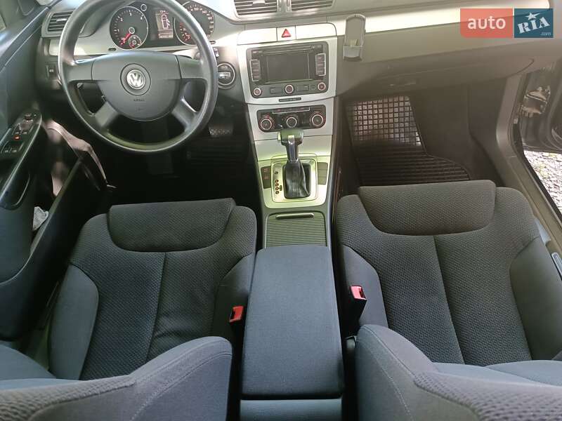 Универсал Volkswagen Passat 2010 в Луцке