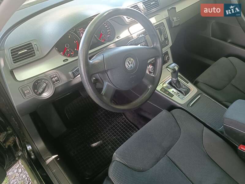 Универсал Volkswagen Passat 2010 в Луцке