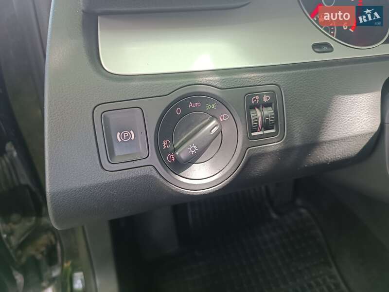Универсал Volkswagen Passat 2010 в Луцке
