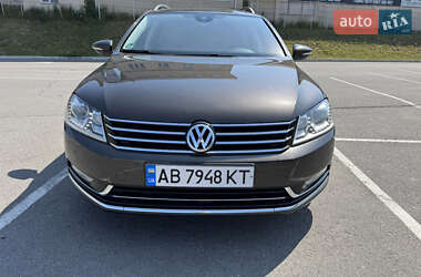 Універсал Volkswagen Passat 2012 в Вінниці