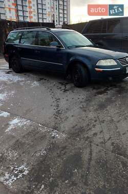 Универсал Volkswagen Passat 2004 в 