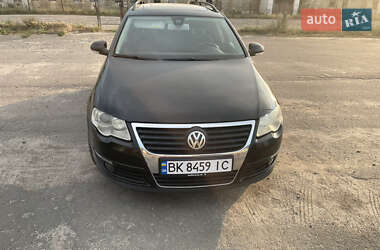 Универсал Volkswagen Passat 2009 в Сарнах