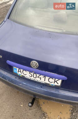 Седан Volkswagen Passat 1997 в 