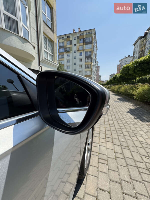Седан Volkswagen Passat 2020 в Ивано-Франковске