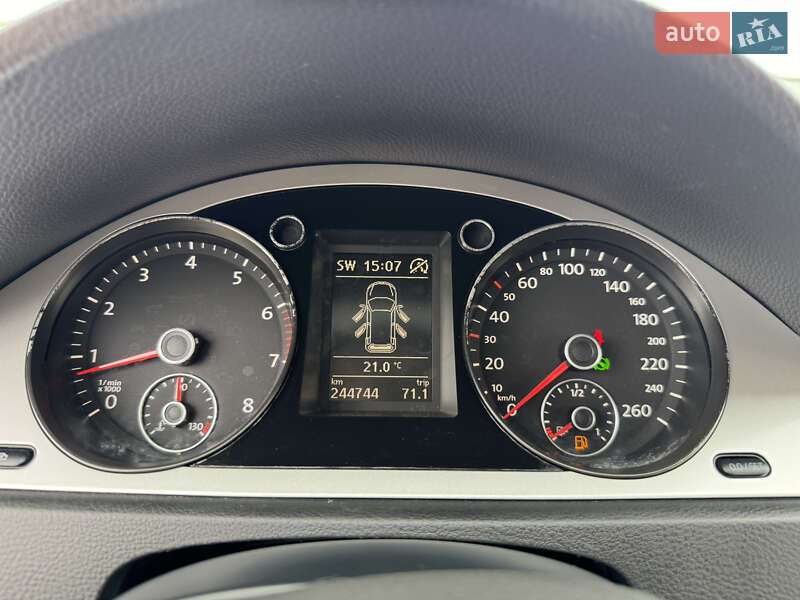 Универсал Volkswagen Passat 2009 в Луцке