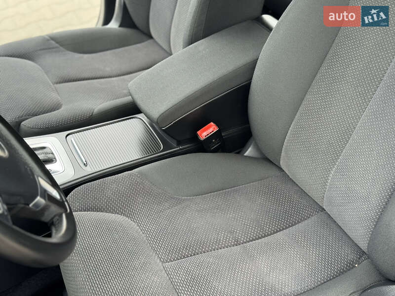 Универсал Volkswagen Passat 2009 в Луцке
