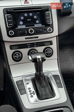 Универсал Volkswagen Passat 2009 в 