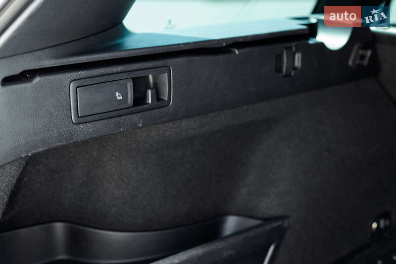 Універсал Volkswagen Passat 2019 в Києві