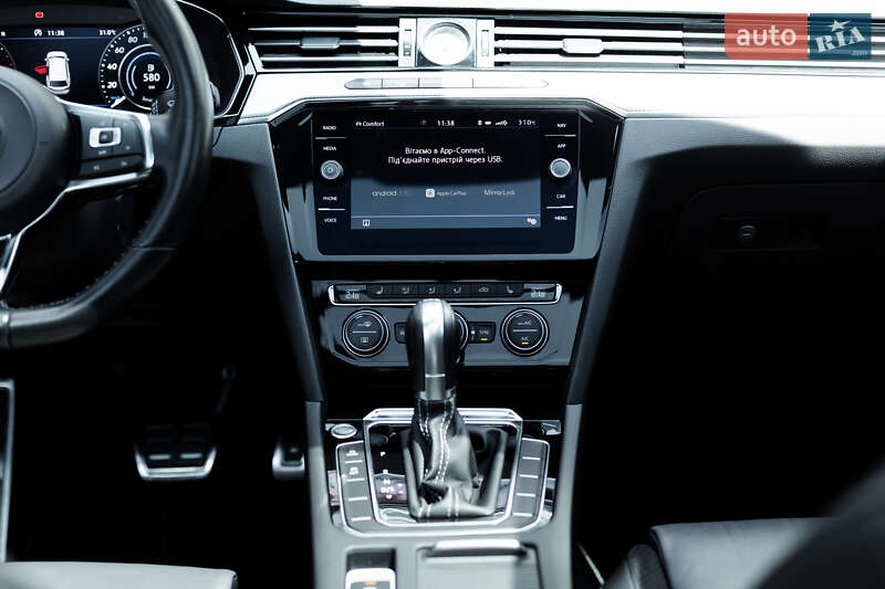 Універсал Volkswagen Passat 2019 в Києві