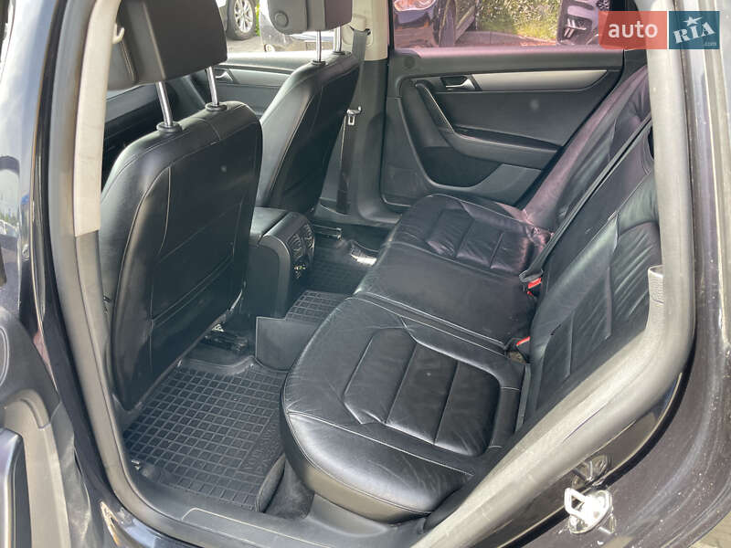 Универсал Volkswagen Passat 2011 в Львове