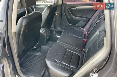 Універсал Volkswagen Passat 2011 в 