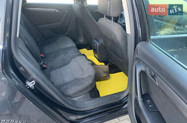 Универсал Volkswagen Passat 2012 в Тернополе