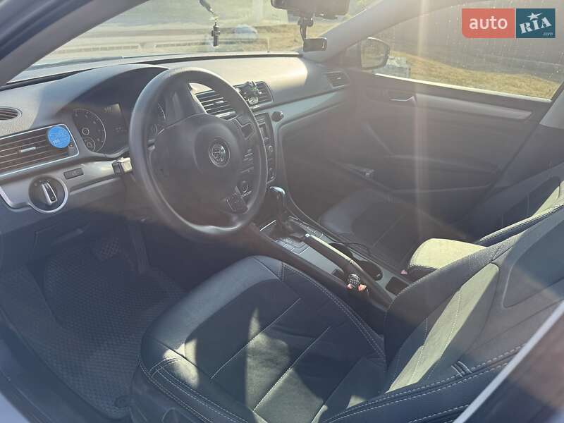Седан Volkswagen Passat 2013 в Первомайске