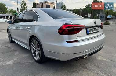 Седан Volkswagen Passat 2017 в Николаеве