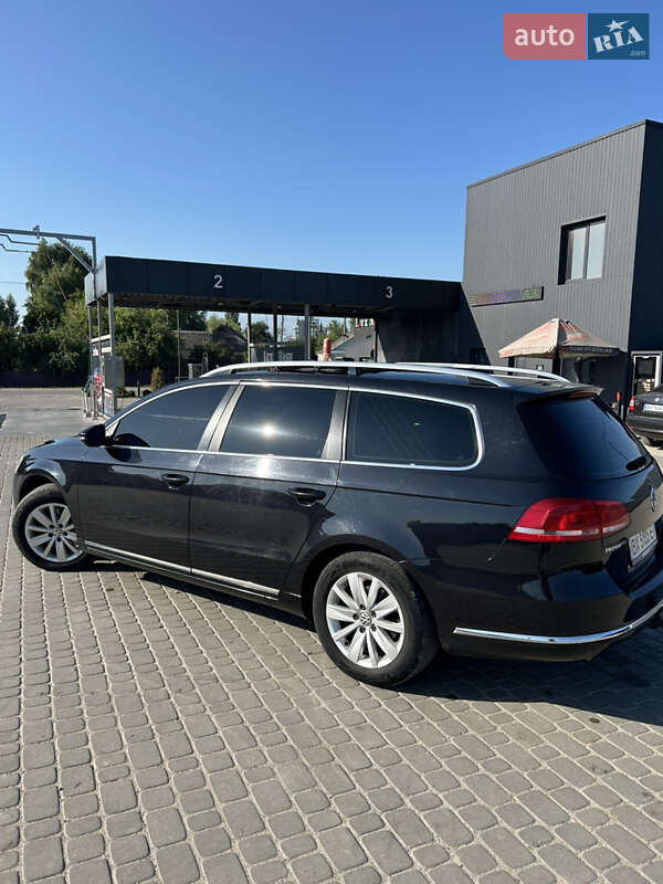 Универсал Volkswagen Passat 2011 в Хмельницком