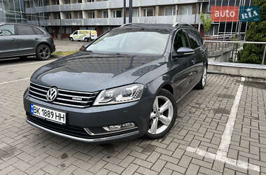 Універсал Volkswagen Passat 2011 в Луцьку