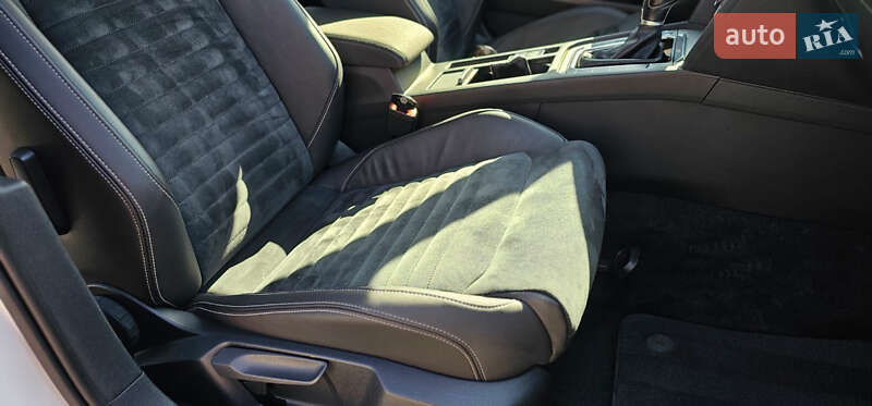 Універсал Volkswagen Passat 2016 в Нововолинську