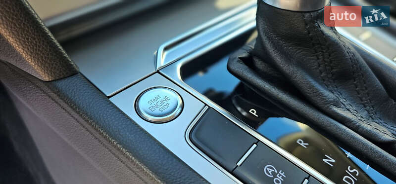 Універсал Volkswagen Passat 2016 в Нововолинську