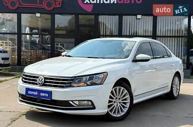 Седан Volkswagen Passat 2015 в Киеве