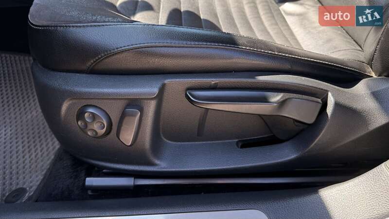 Седан Volkswagen Passat 2013 в Броварах