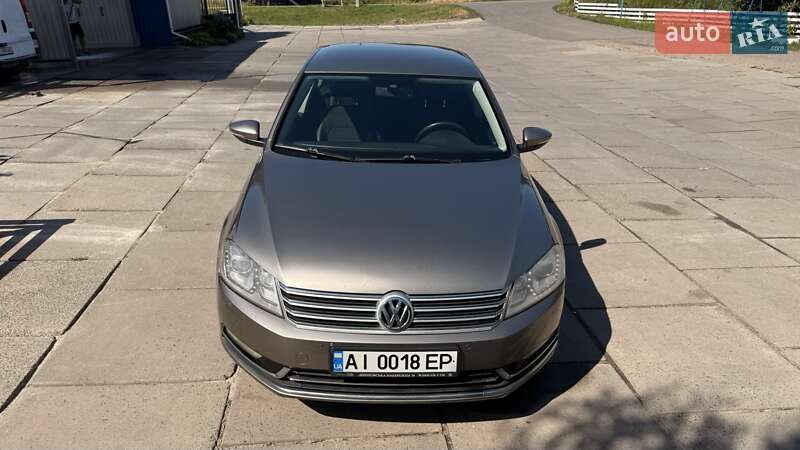 Седан Volkswagen Passat 2013 в Броварах