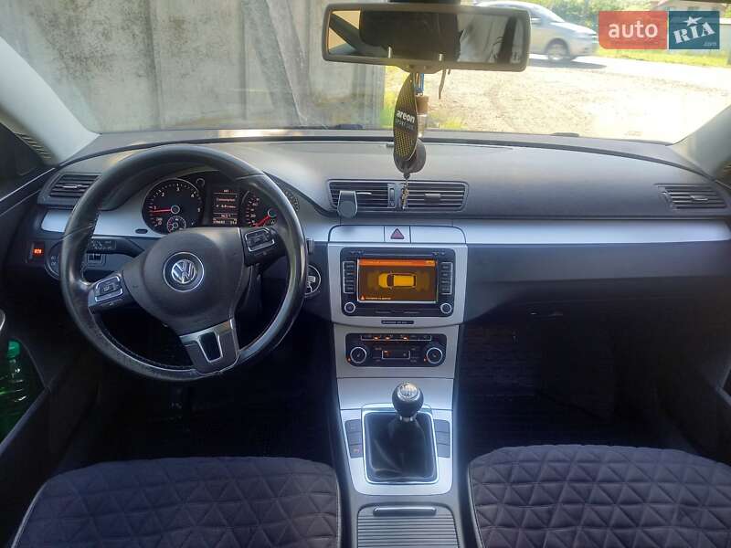 Универсал Volkswagen Passat 2010 в Ужгороде