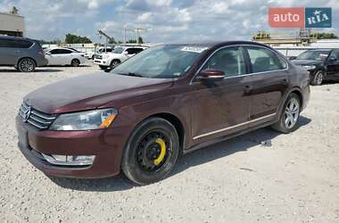 Седан Volkswagen Passat 2013 в Ровно