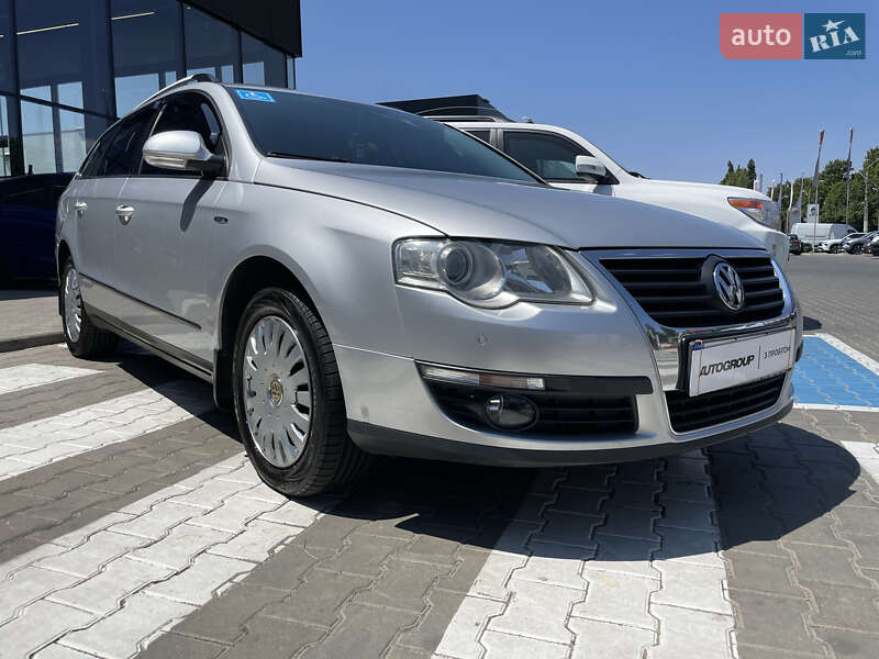 Универсал Volkswagen Passat 2010 в Одессе