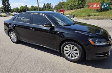 Седан Volkswagen Passat 2015 в Харькове