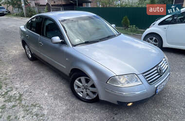 Седан Volkswagen Passat 2000 в Виннице