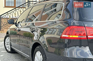 Універсал Volkswagen Passat 2013 в 