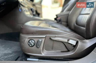 Універсал Volkswagen Passat 2013 в 