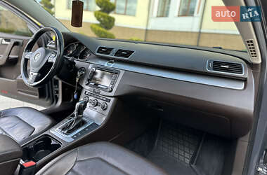 Універсал Volkswagen Passat 2013 в 