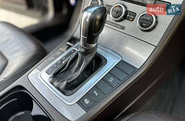 Універсал Volkswagen Passat 2013 в 