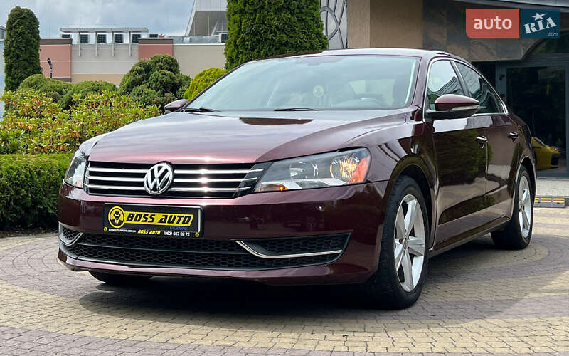 Седан Volkswagen Passat 2011 в Львове