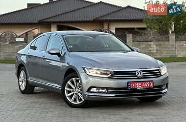 Седан Volkswagen Passat 2019 в 