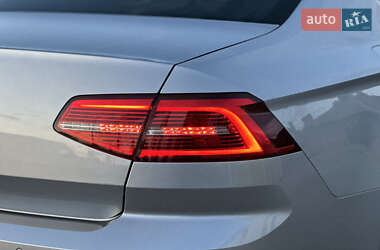 Седан Volkswagen Passat 2019 в 