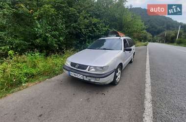 Седан Volkswagen Passat 1996 в Кутах