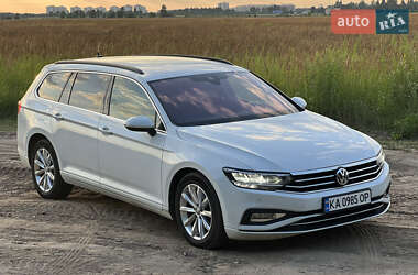 Универсал Volkswagen Passat 2019 в Петропавловской Борщаговке