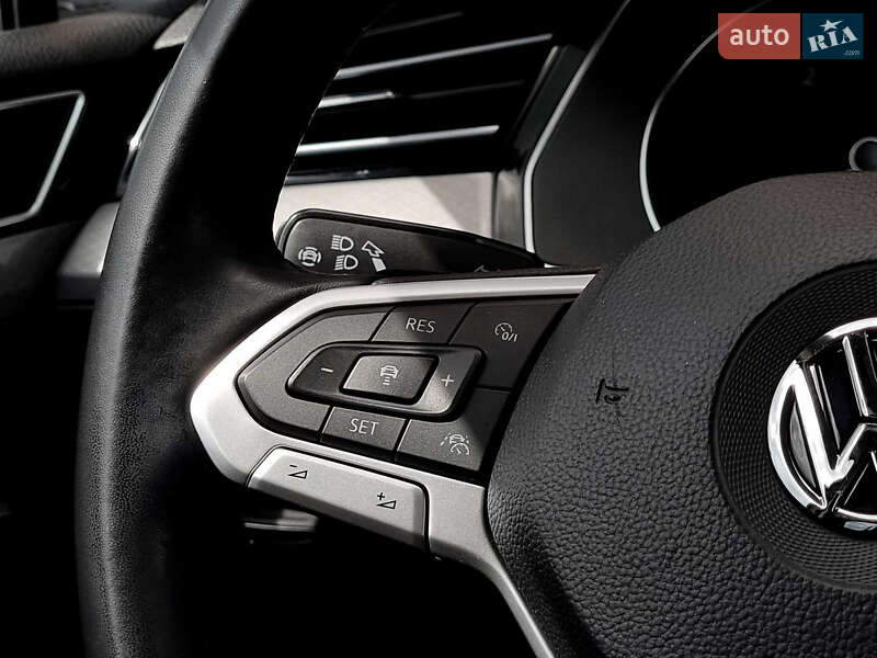 Универсал Volkswagen Passat 2019 в Петропавловской Борщаговке