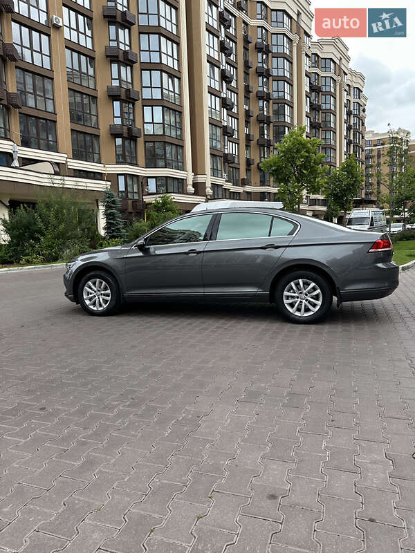 Volkswagen Passat 2015