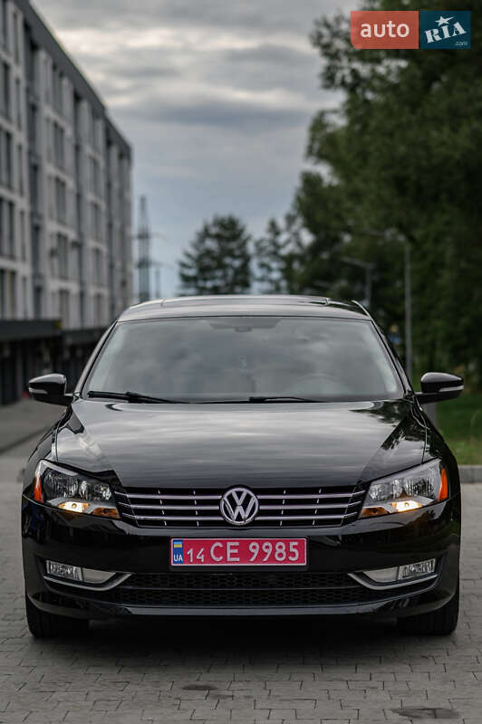 Седан Volkswagen Passat 2013 в Новояворовске