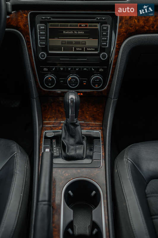 Седан Volkswagen Passat 2013 в Новояворовске