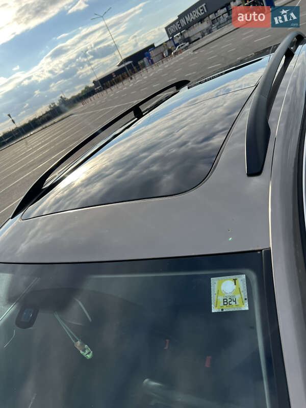Универсал Volkswagen Passat 2011 в Днепре