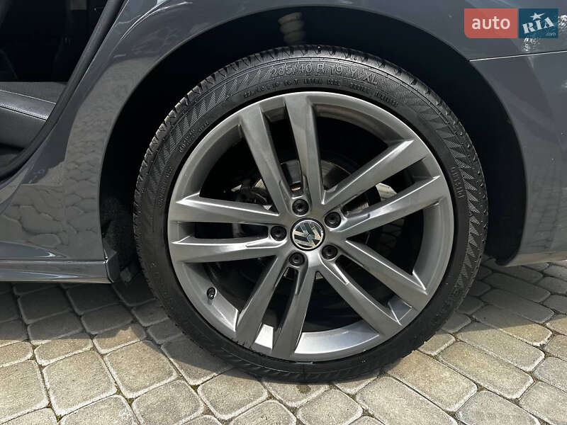 Седан Volkswagen Passat 2017 в Ивано-Франковске фото 7 Седан Volkswagen Passat 2017 в Ивано-Франковске