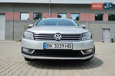 Универсал Volkswagen Passat 2013 в 