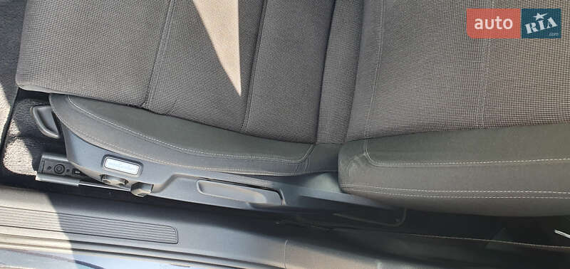 Универсал Volkswagen Passat 2017 в Запорожье