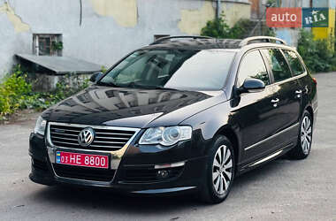 Універсал Volkswagen Passat 2010 в 