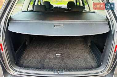 Універсал Volkswagen Passat 2010 в 