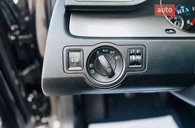 Універсал Volkswagen Passat 2010 в 